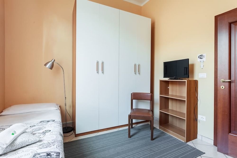 Stazione Centrale Bed & Breakfast Bologna Exterior photo