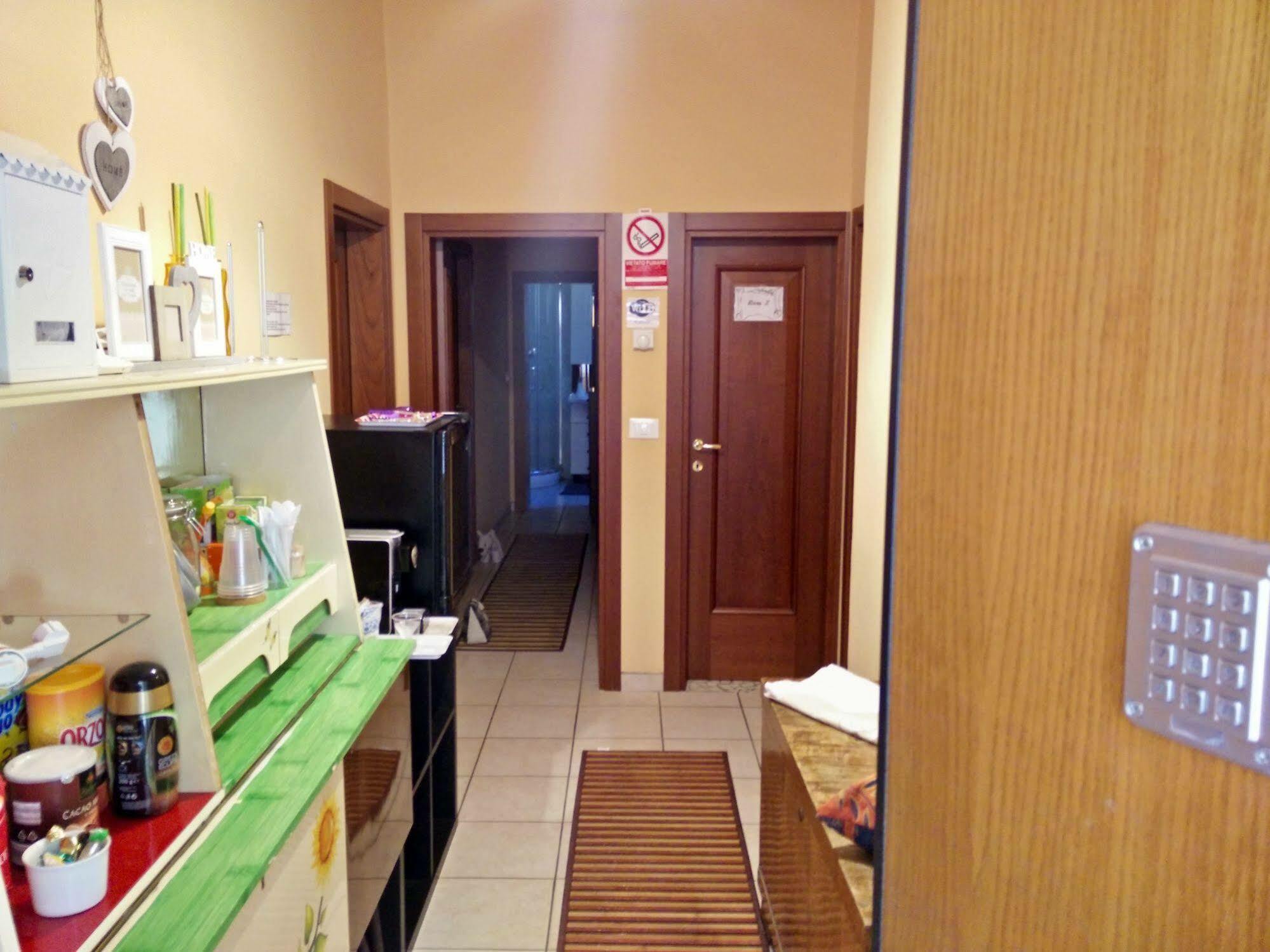 Stazione Centrale Bed & Breakfast Bologna Exterior photo